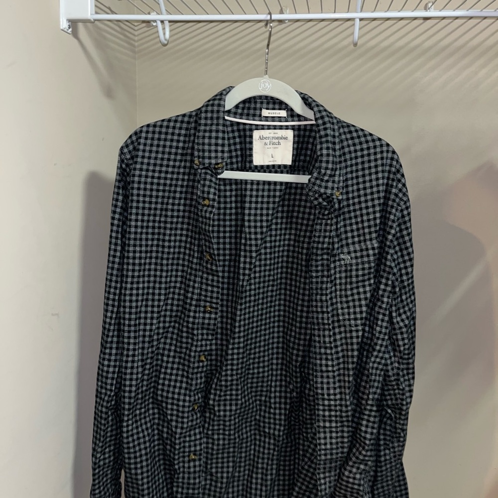 Abercrombie & Finch Men’s Flannel - Picture 2 of 3